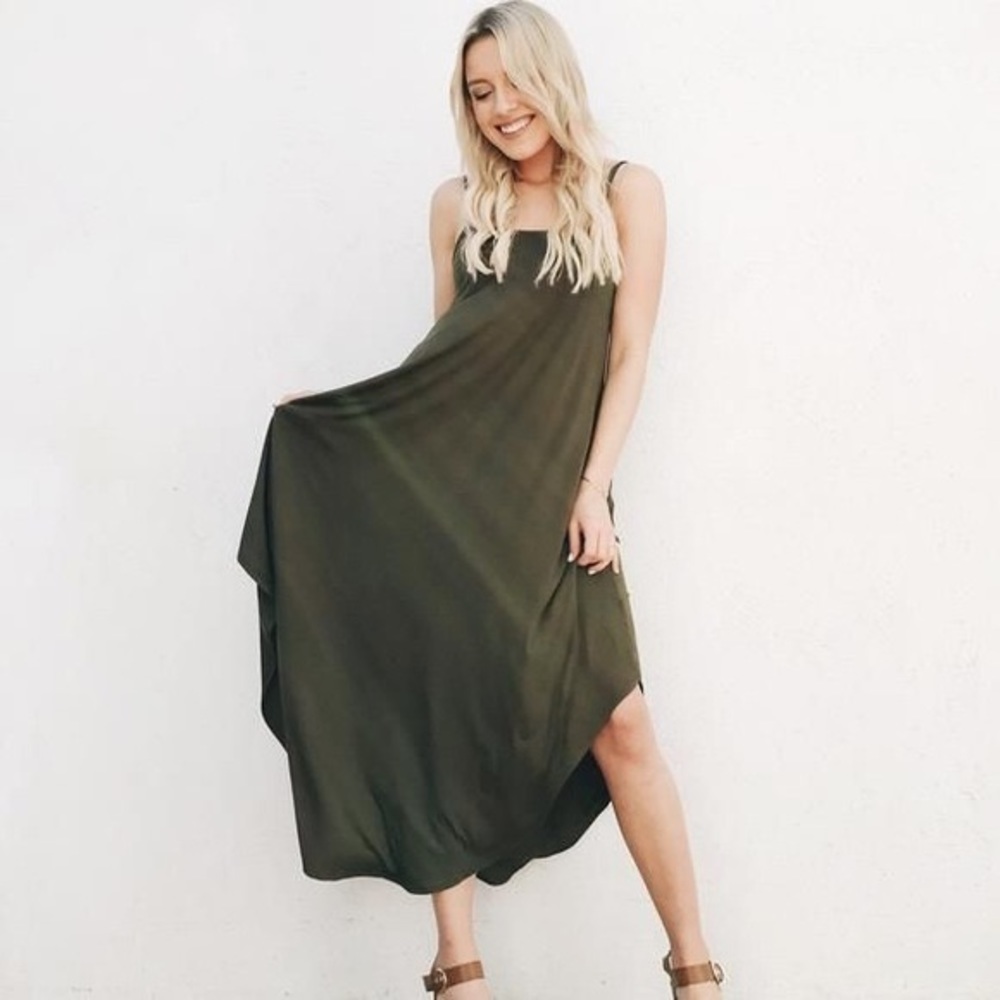 Carly Jean Los Angeles Stella Dress
